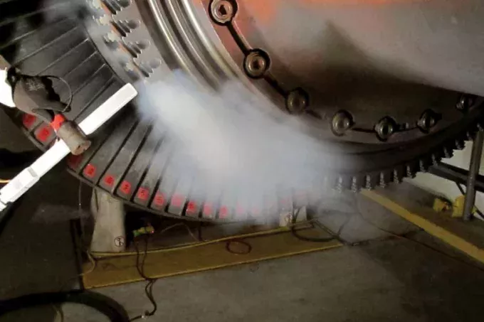 xxczyszczenie silnikow elektryczmnych e1510080.webpMic .IFf4mcahZN.webp.pagespeed.ic . uoDipeG O Pamech