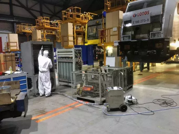 Zalety czyszczenia suchym lodem 1 xxzalety czyszczenia suchym lodem c0d165cd.webpMic .CVSzG DJFb.webp.pagespeed.ic .n011wUDZ0A Pamech